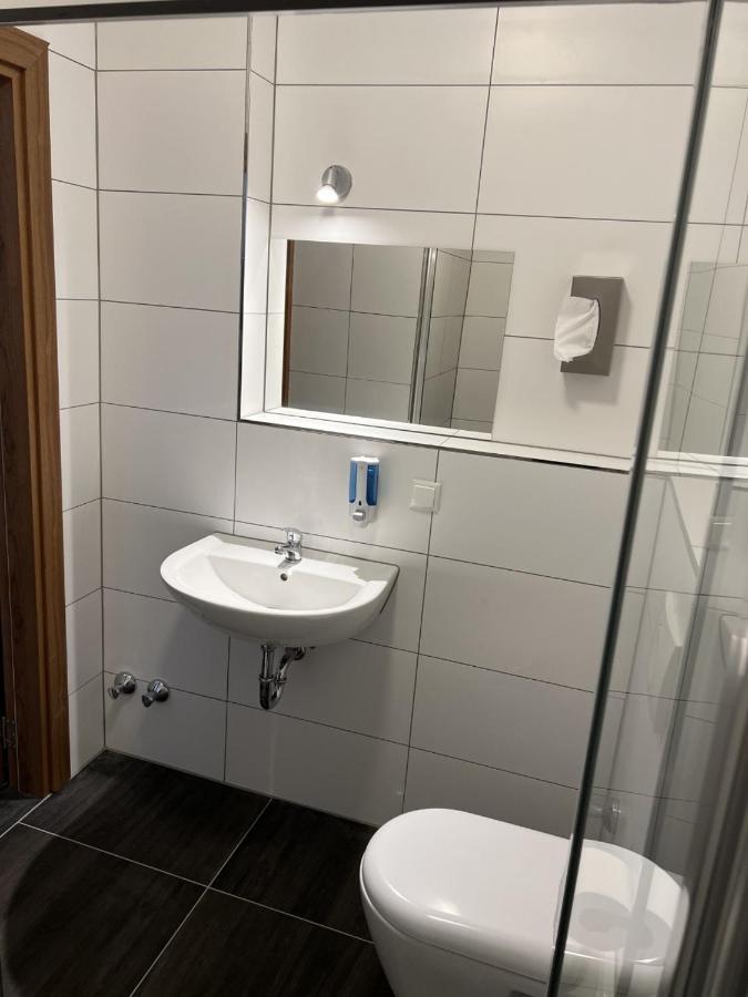 Hotel Pasa Paradies Kostenlose Parkplaetze Hanau Ngoại thất bức ảnh