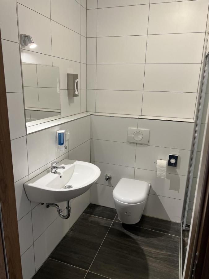 Hotel Pasa Paradies Kostenlose Parkplaetze Hanau Ngoại thất bức ảnh