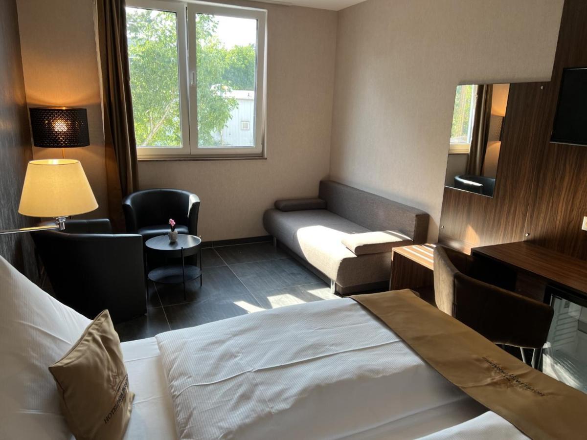 Hotel Pasa Paradies Kostenlose Parkplaetze Hanau Ngoại thất bức ảnh